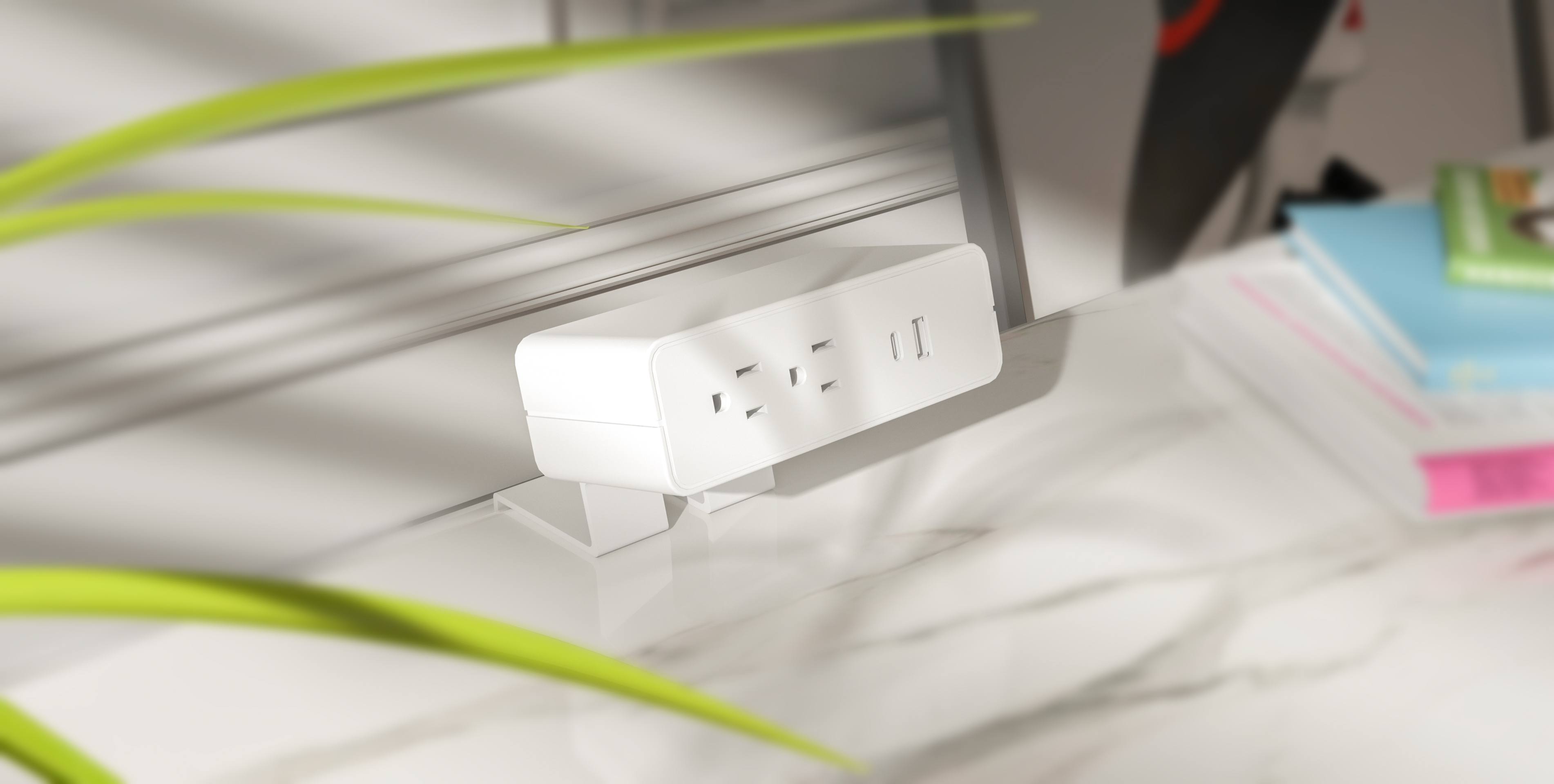 c-clamp power module 2 AC 1 USB-A 1 USB-C