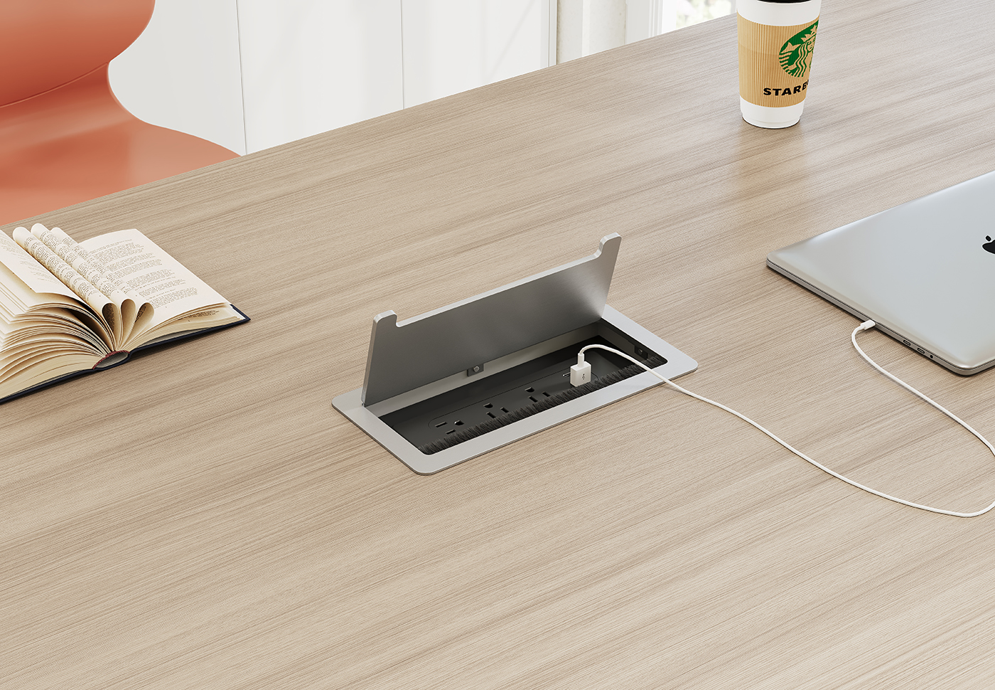 Oval Series OME003.3A1U1C.5 — Recessed Desktop Power Module | 3 AC + USB-C